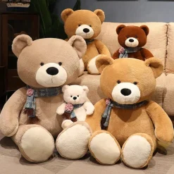 Ours en peluche géant brun avec son écharpe