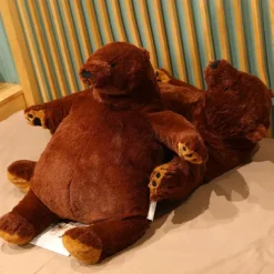 Ours en peluche géant marron et glouton