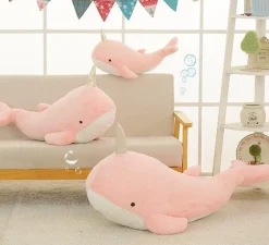 Peluche baleine géante à corne