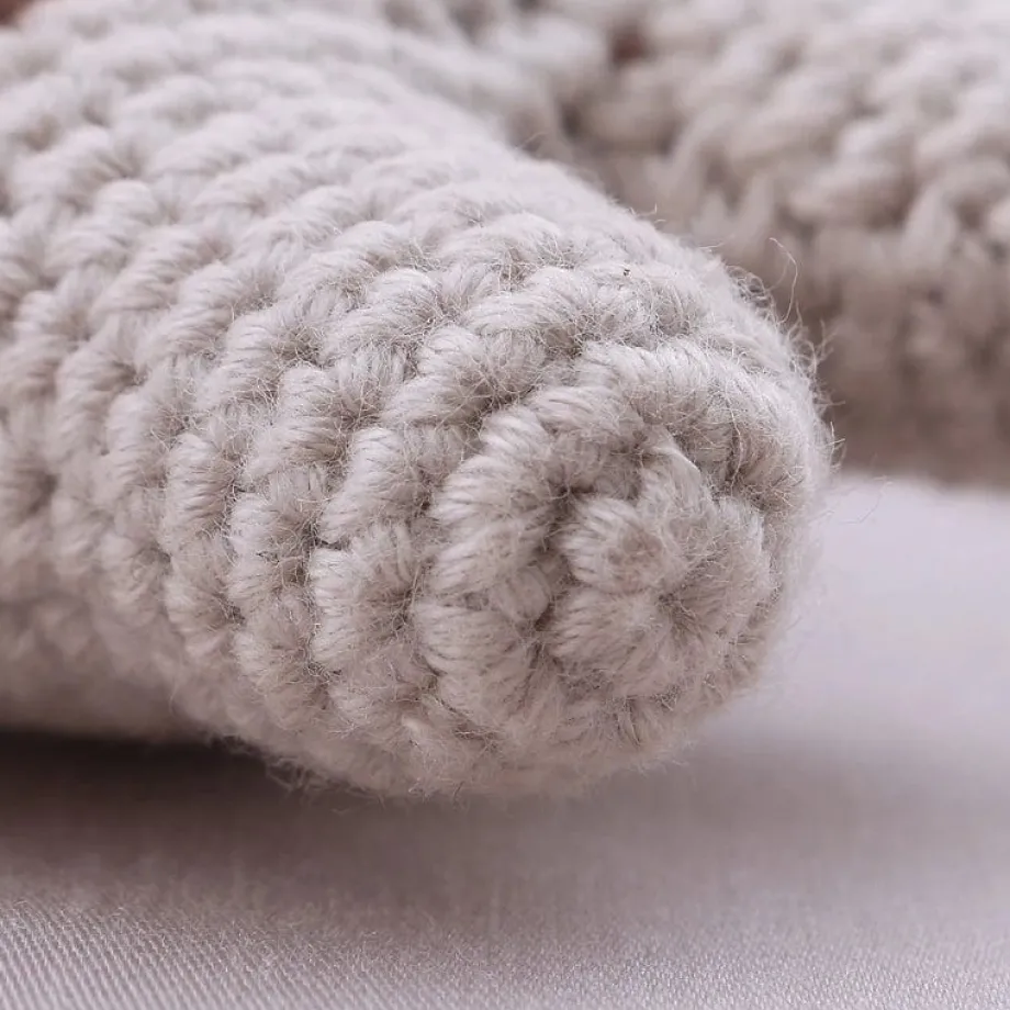 Peluche crochet girafe timide