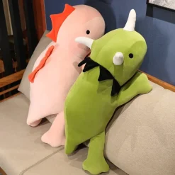 Peluche dinosaure avec crinière et cornes