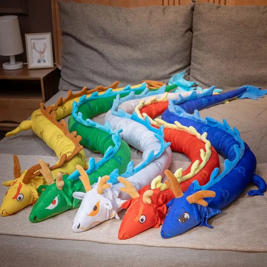 Peluche dragon géant coloré