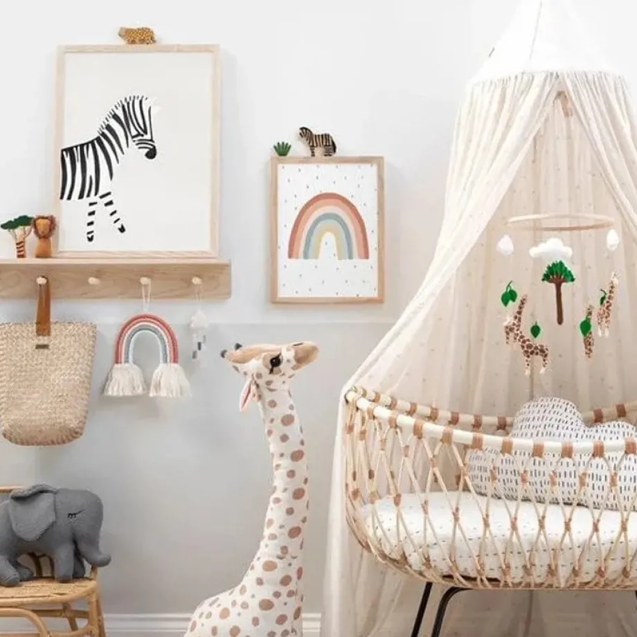 Peluche girafe au très long cou