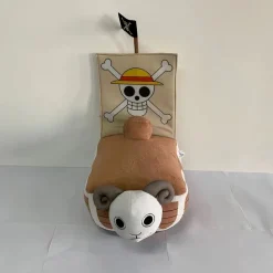 Peluche Going Merry One Piece bateau doux enfant aventure