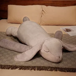 Peluche lapin endormi