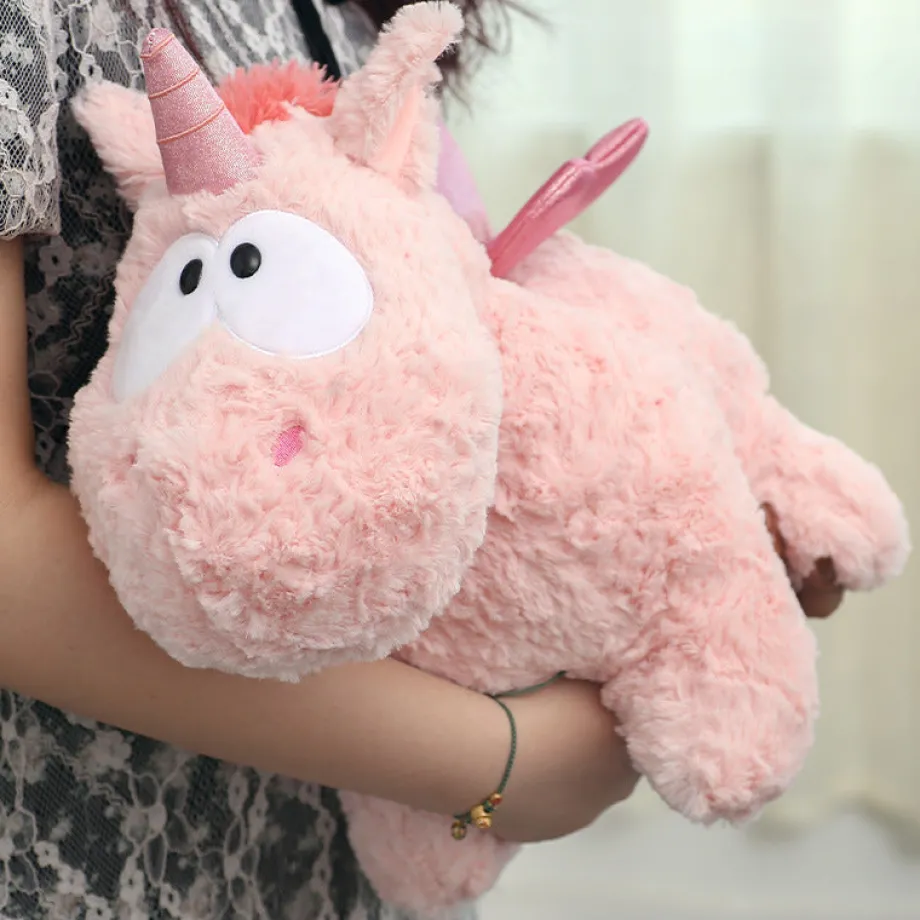 Peluche licorne coloré à poils épais