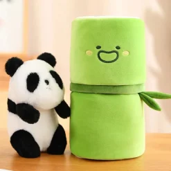 Peluche panda mignonne et son bambou