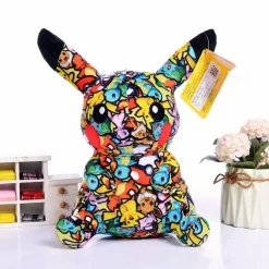 Peluche Pikachu street art colorée chambre enfant déco