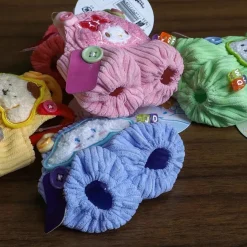 Salopette kawaii peluche type Labubu mignonne